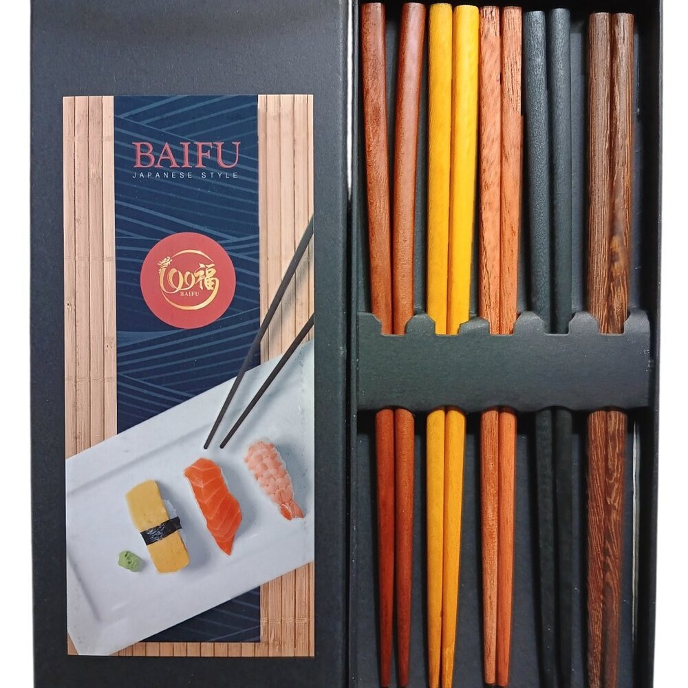 Japanese style wooden chopsticks